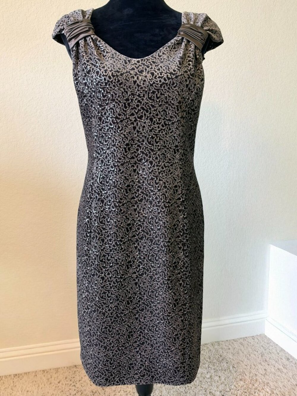 Armani Collezioni Sequin Velvet Cocktail Dress Brown/Taupe Made Italy 10